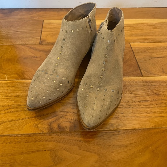 Free People “Aquarian” Taupe Suede Ankle Boots Sz 38/7.5 - Picture 4 of 5